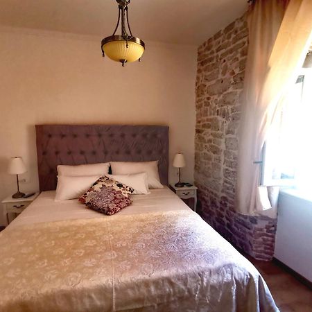 L&L Rooms Royal Šibenik Стая снимка