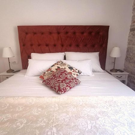L&L Rooms Royal Šibenik Екстериор снимка