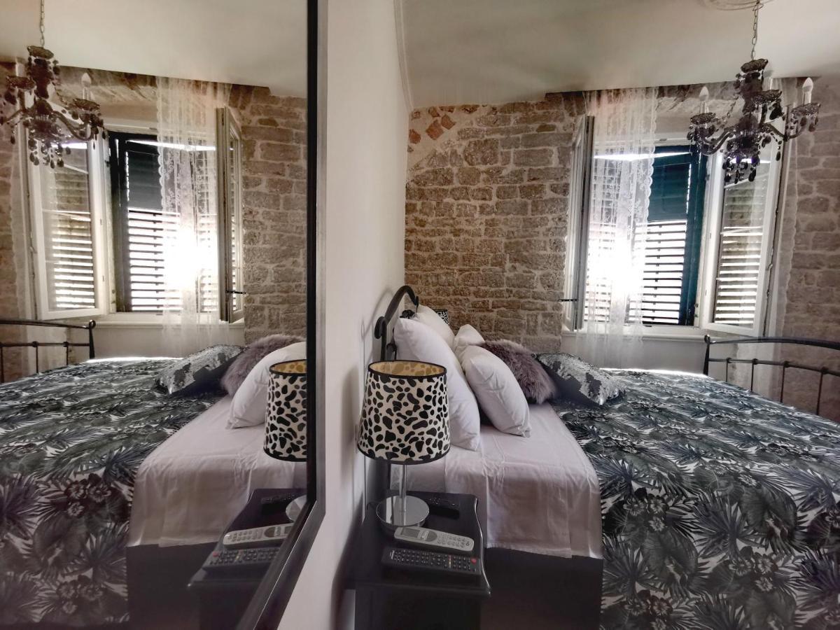 L&L Rooms Royal Šibenik Стая снимка