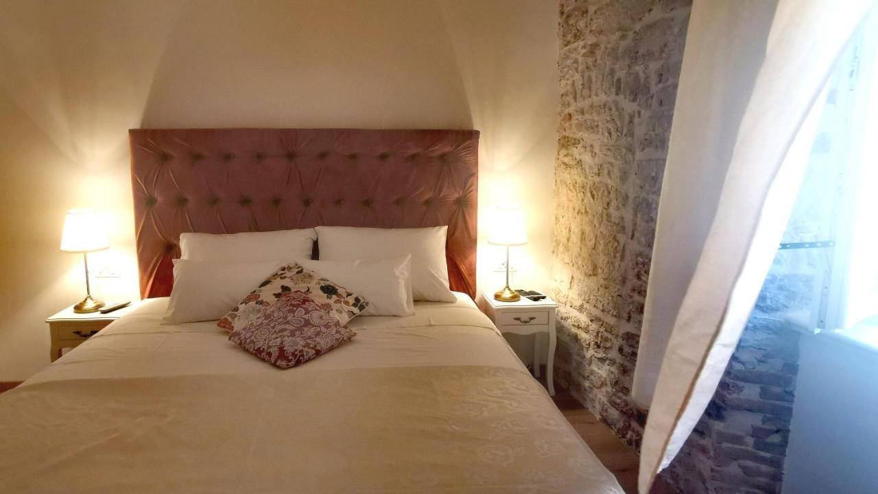 L&L Rooms Royal Šibenik Стая снимка