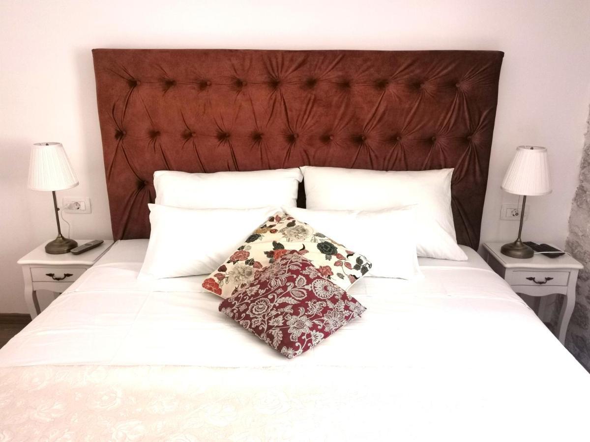 L&L Rooms Royal Šibenik Екстериор снимка