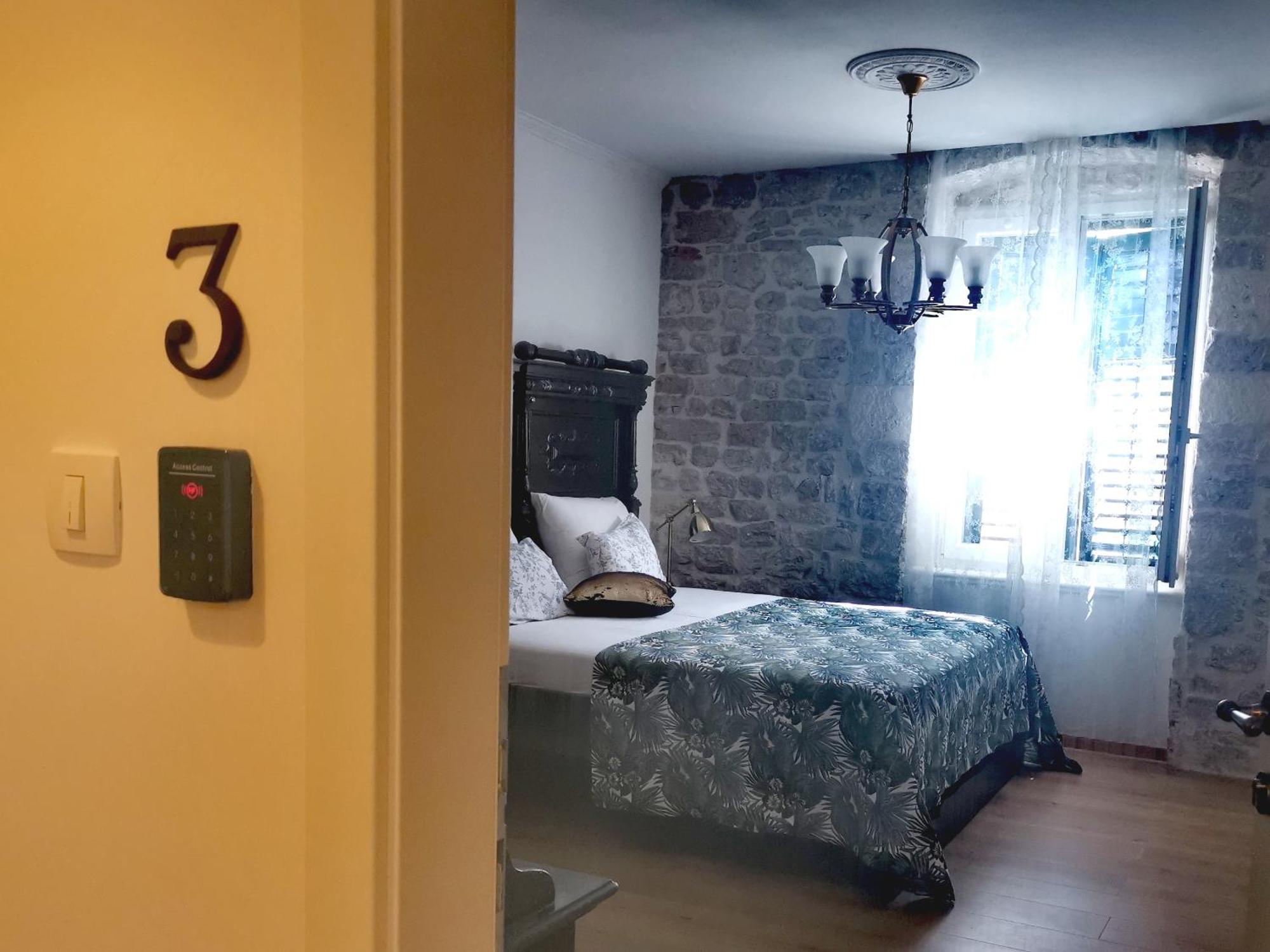 L&L Rooms Royal Šibenik Стая снимка
